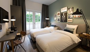 Medium Room