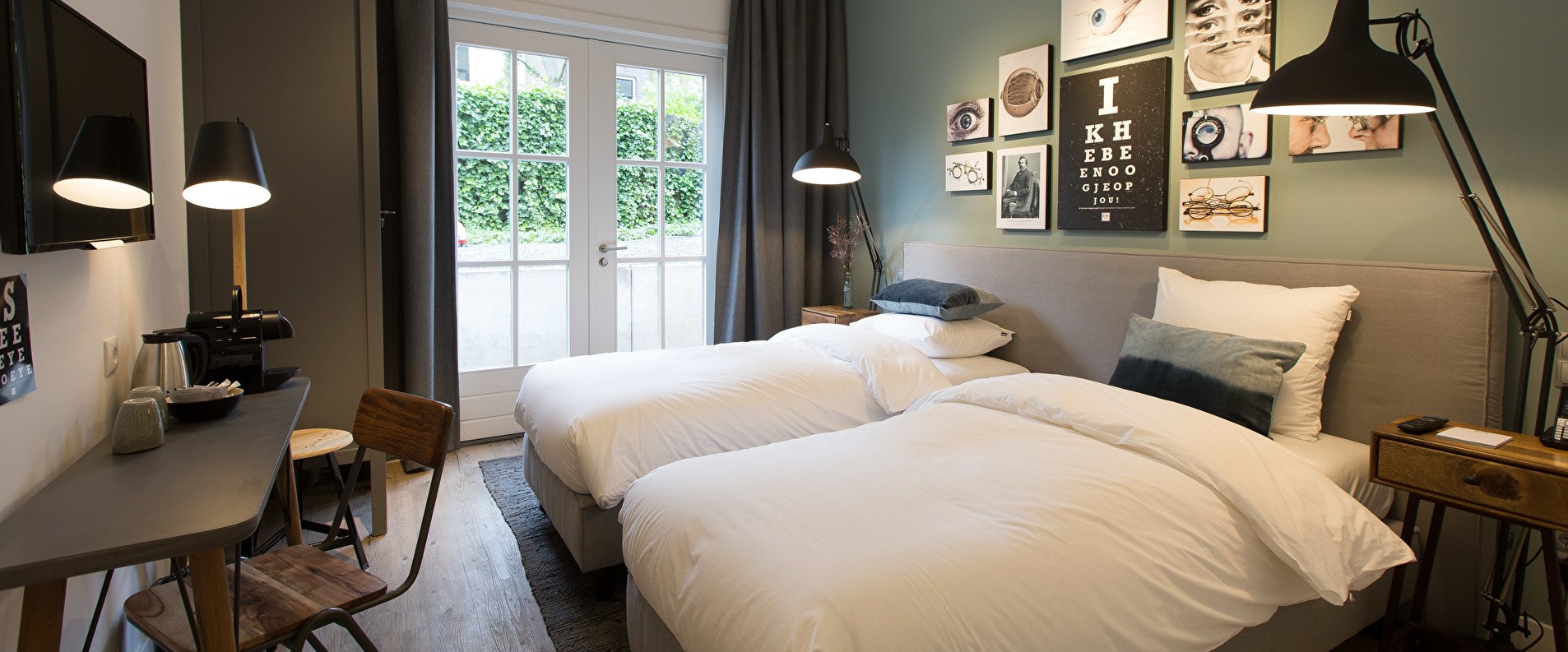 Medium Room 